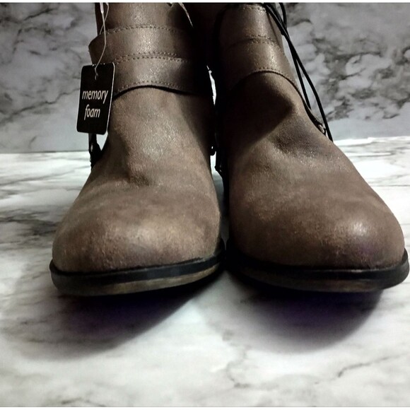 ANA Alford Brown Faux Suede Ankle Boot Size 7.5 - Picture 5 of 10